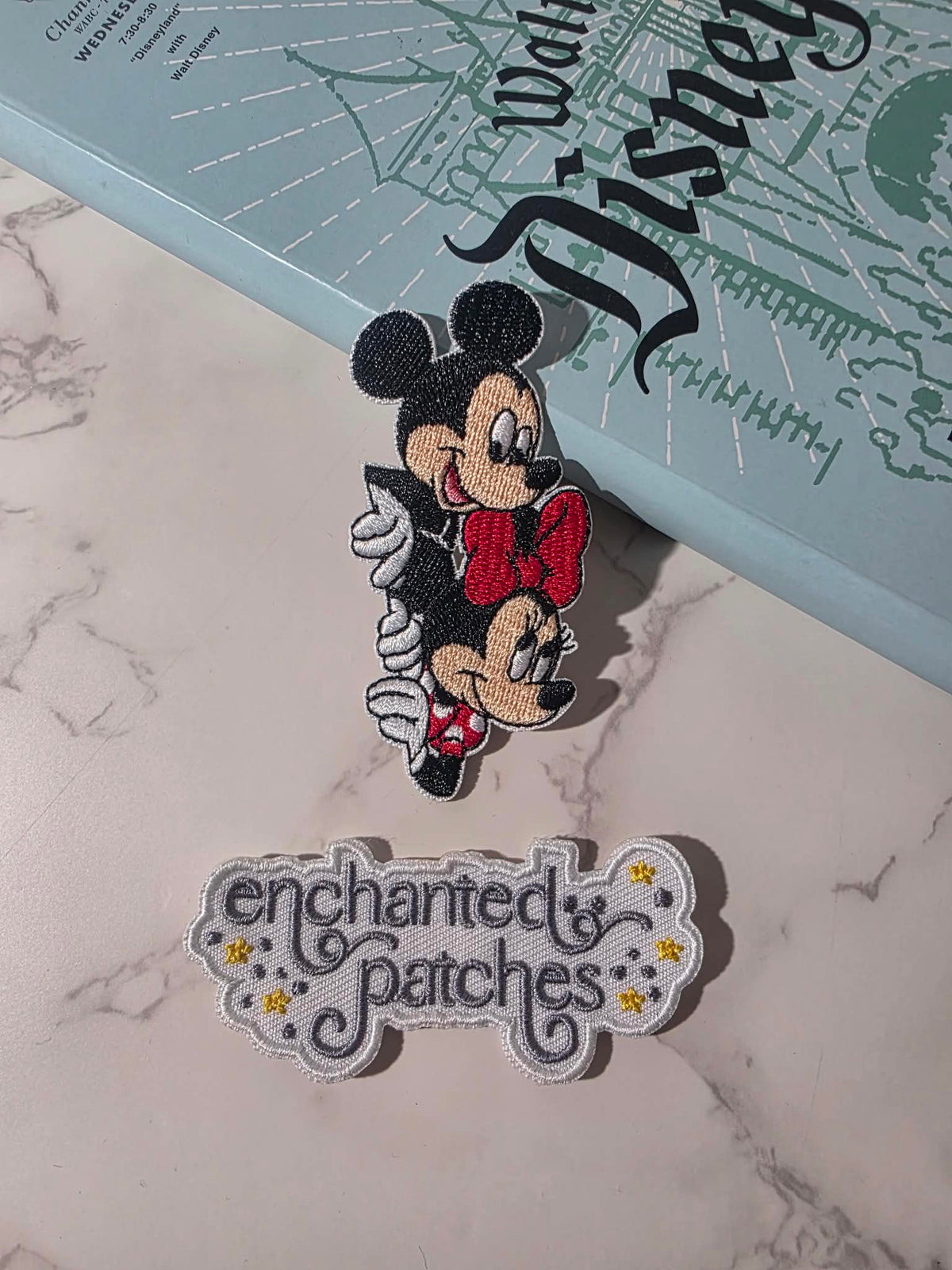 NEW DROP - 3" Mickey and Minnie Mouse Peeking Embroidered Iron On Patch